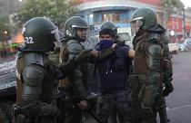 Los carabineros chilenos suspenden el uso de perdigones y balines en las protestas