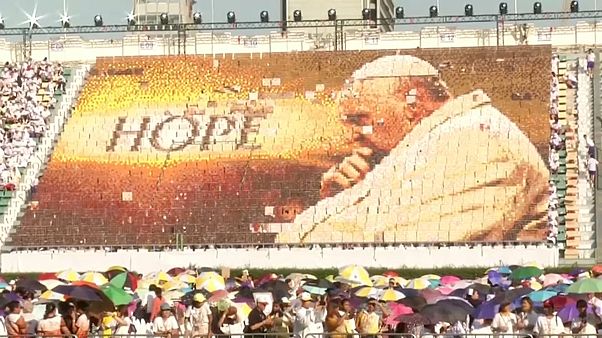 Papst: Messe in Bangkok Papst: Messe in Bangkok