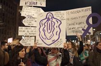 مسيرة في إسبانيا تطالب بمناهضة العنف المنزلي ضد المرأة