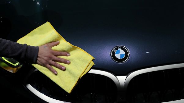 BMW 10 milyar euroluk pil siparişi verdi BMW 10 milyar euroluk pil siparişi verdi