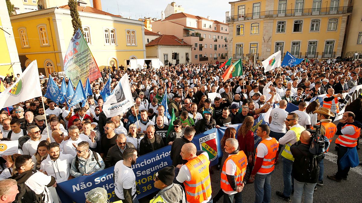 Λισαβόνα: Μαζική κινητοποίηση αστυνομικών