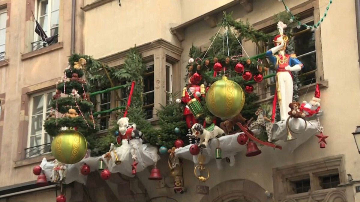 Strasbourg redevient la "capitale de Noël", un an après...