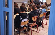 Fransa’da lise öğrencilerine hipnoz ile İngilizce dersi