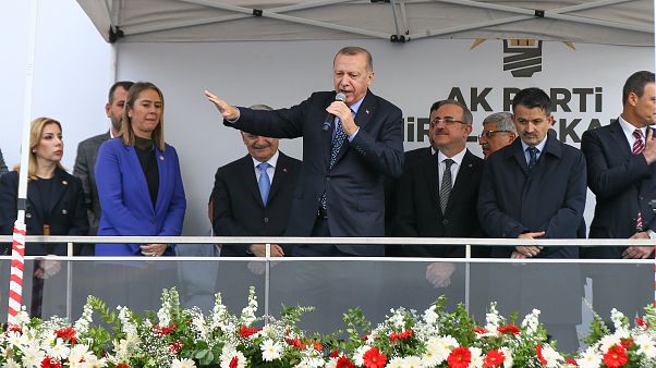 Türkiye Cumhurbaşkanı Recep Tayyip Erdoğan İzmir'de - Anadolu Ajansı Türkiye Cumhurbaşkanı Recep Tayyip Erdoğan İzmir'de - Anadolu Ajansı