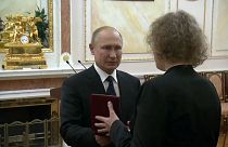 Putin premia le vedove dell'incidente nucleare di agosto