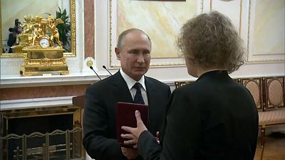 Putin premia le vedove dell'incidente nucleare di agosto