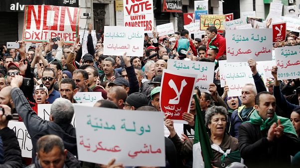 احتجاجات جديدة في الجزائر ضد الانتخابات الرئاسية احتجاجات جديدة في الجزائر ضد الانتخابات الرئاسية
