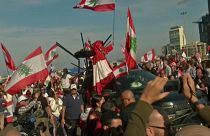 Lübnan'da on binlerce kişi, bağımsızlık gününde yolsuzluk karşıtı yürüyüş düzenledi