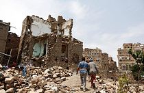 Yemen'de bombarduman nedeniyle yerle bir olan bir şehir