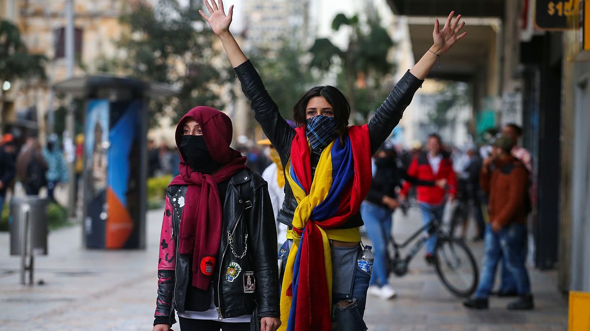 روز دوم اعتراض‌ها در کلمبیا؛ در پایتخت حکومت نظامی اعلام شد