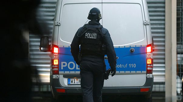 Alman polisi Alman polisi
