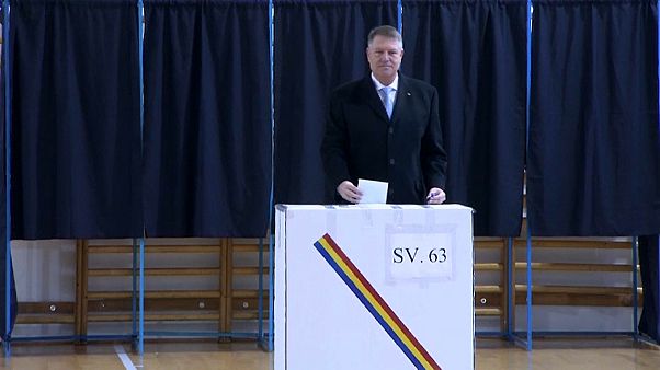 Klaus Iohannis é o favorito na segunda volta das presidenciais romenas Klaus Iohannis é o favorito na segunda volta das presidenciais romenas