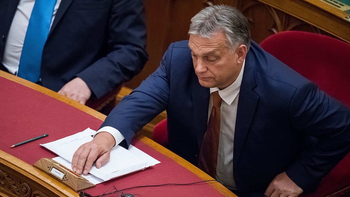 Nem fogják kizárni a Fideszt a Néppártból, Orbán korábban lépne ki