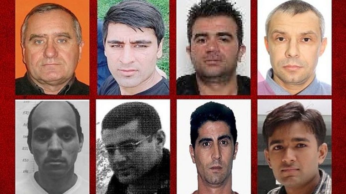 Interpol, questi otto uomini sono ricercati per crimini contro le donne