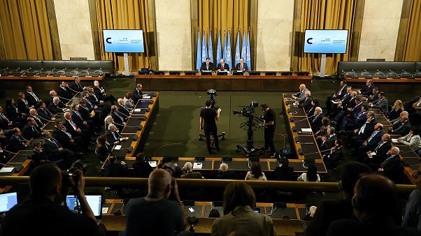 Şam heyeti, Cenevre'deki Suriye görüşmelerini terk etti: Esad rejimi Türkiye'nin kınanmasını istedi Şam heyeti, Cenevre'deki Suriye görüşmelerini terk etti: Esad rejimi Türkiye'nin kınanmasını istedi