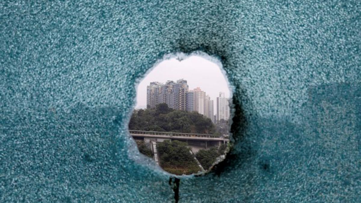 Una breccia si è aperta a Hong Kong. 