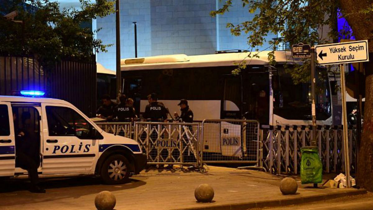 مقامات ترکیه دستور بازداشت ۱۶۸ شهروند نظامی و غیرنظامی دیگر را صادر کردند