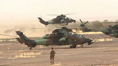 Frankreich trauert um 13 tote Soldaten in Mali – Regierungschef verteidigt den Einsatz 