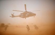 Treze militares franceses morrem em colisão de helicópteros no Mali
