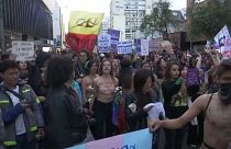 Schwere Unruhen in Kolumbien: 18-Jähriger stirbt im Krankenhaus