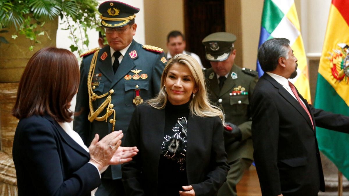 انتصاب اولین سفیر بولیوی در آمریکا پس از ۱۱ سال توسط رئیس‌جمهور موقت راستگرا