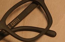 L'ambiente ringrazia: arrivano gli occhiali da sole biodegradabili "al caffè" 