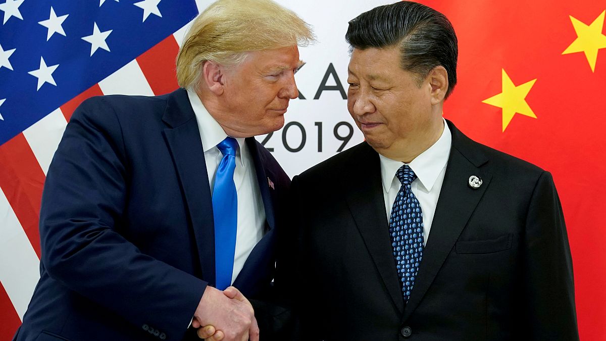 الرئيس الأمريكي دونالد ترامب يلتقي الرئيس الصيني شي جين بينغ في قمة قادة مجموعة العشرين في أوساكا باليابان