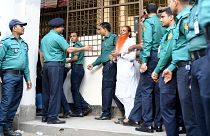 Bangladeş'te idama mahkum edilen Holey Artisan Restoran saldırganlarından biri mahkemeye getirildi
