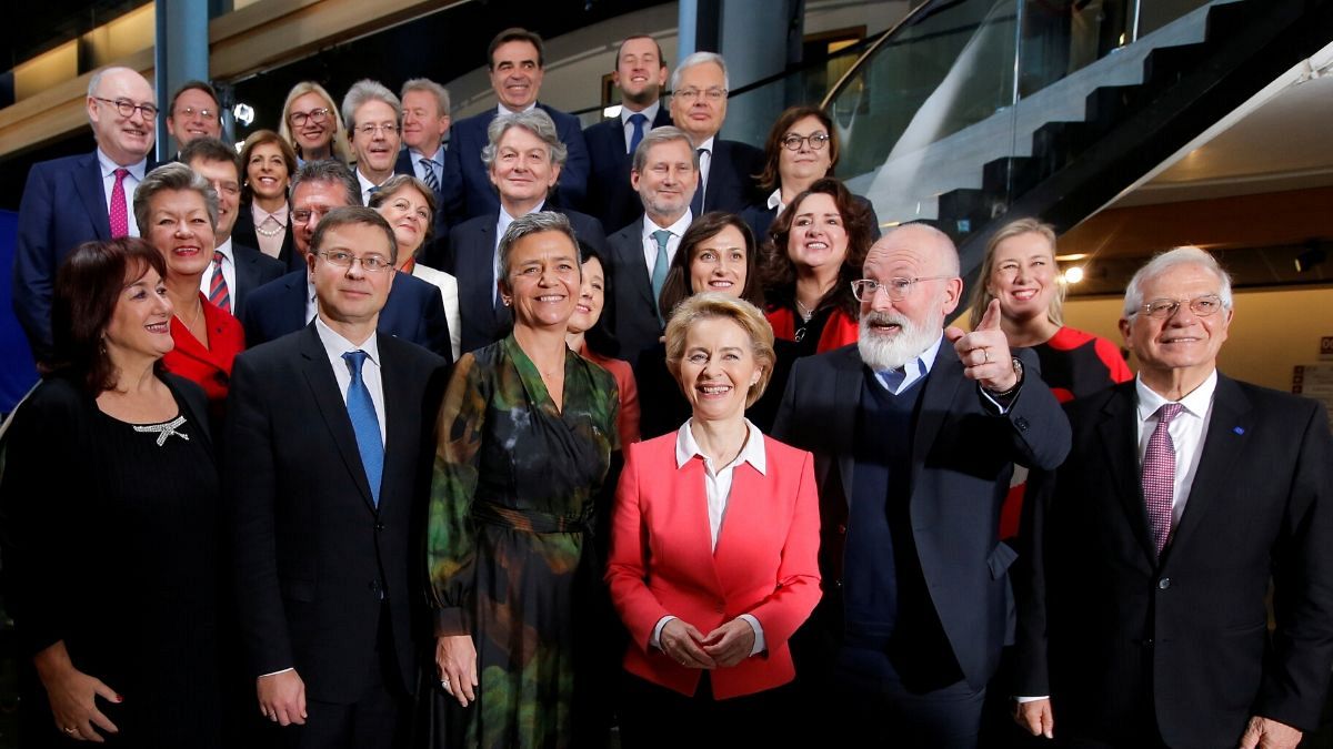 همه مردان و زنان کمیسیون اروپا در دوره جدید