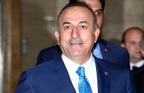 وزير الخارجية التركي ردا على بومبيو: لم نشترِ إس-400 لنحفظها في العلبة