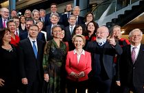 أعضاء المفوضية الأوروبية برئاسة الألمانية أورسولا فون دير لاين