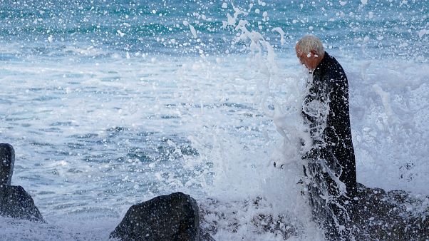 Κυκλώνας-βόμβα πλήττει την Αμερική - Προβλήματα σε 32 Πολιτείες Κυκλώνας-βόμβα πλήττει την Αμερική - Προβλήματα σε 32 Πολιτείες