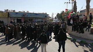 مُحتجون في محافظة المفرق يطالبون بإطلاق سراح نشطاء سياسيين في 22 نوفمبر/تشرين الثاني