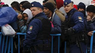 Καταγγελίες για σκόπιμη λιμοκτονία μεταναστών στην Ουγγαρία