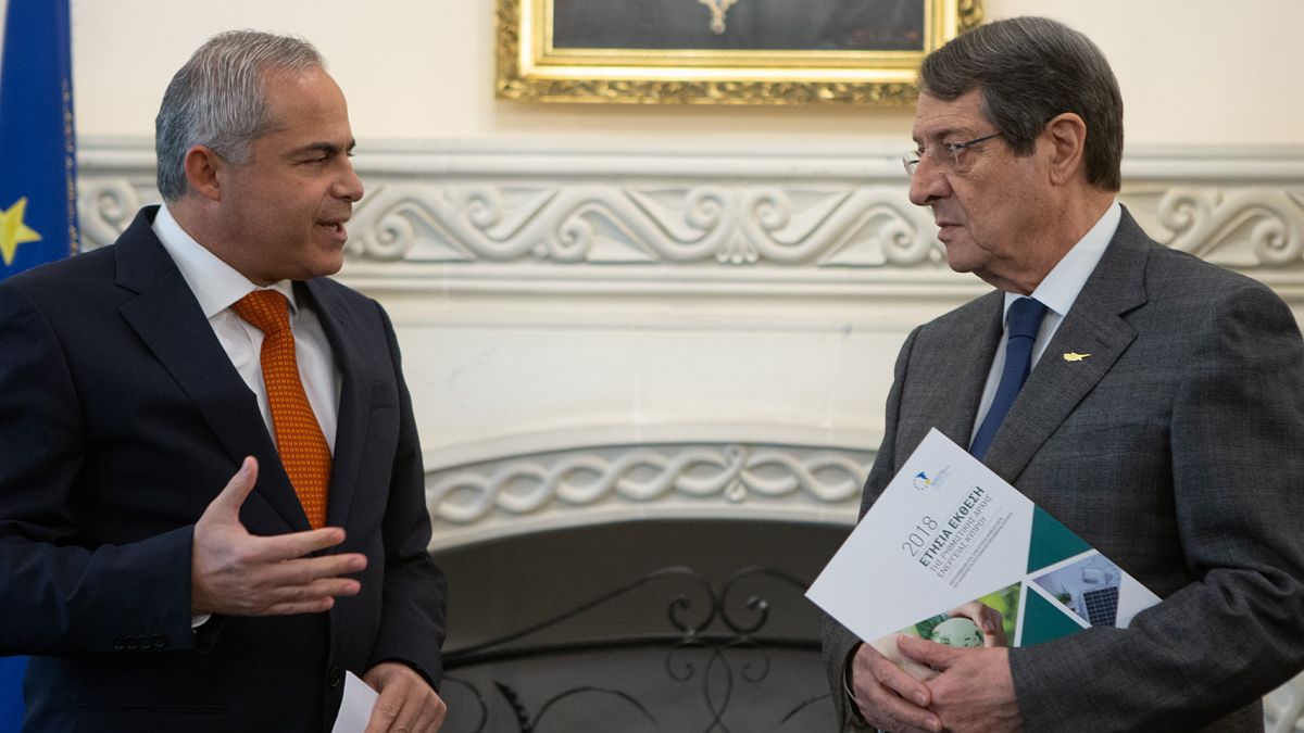 Ο Πρόεδρος της Δημοκρατίας Νίκος Αναστασιάδης παραλαμβάνει την Ετήσια Έκθεση της Ρυθμιστικής Αρχής Ενέργειας Κύπρου (ΡΑΕΚ) για το 2018