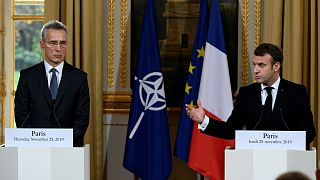 Macron kitart amellett, hogy a NATO agyhalott