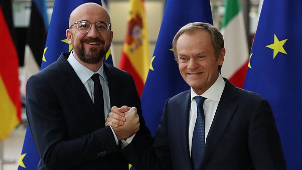 تشارلز ميشيل الرئيس الجديد للمجلس الأوروبي ودونالد توسك الرئيس المنتهية ولايته للمجلس الأوروبي تشارلز ميشيل الرئيس الجديد للمجلس الأوروبي ودونالد توسك الرئيس المنتهية ولايته للمجلس الأوروبي