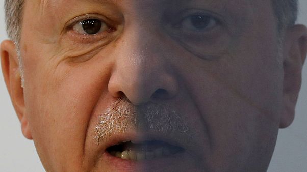 اردوغان خطاب به ماکرون: اول مرگ مغزی خودت را بررسی کن اردوغان خطاب به ماکرون: اول مرگ مغزی خودت را بررسی کن