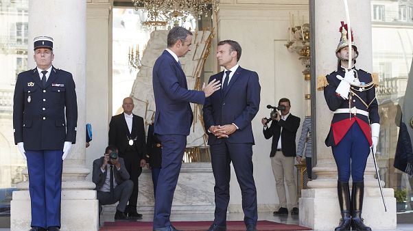 Τηλεφωνική επικοινωνία Μητσοτάκη-Μακρόν για μεταναστευτικό και Τουρκία-Λιβύη Τηλεφωνική επικοινωνία Μητσοτάκη-Μακρόν για μεταναστευτικό και Τουρκία-Λιβύη