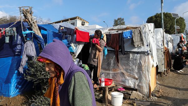 Πάνω από 55.000 οι πρόσφυγες και μετανάστες στις δομές φιλοξενίας των Ενόπλων Δυνάμεων Πάνω από 55.000 οι πρόσφυγες και μετανάστες στις δομές φιλοξενίας των Ενόπλων Δυνάμεων