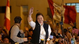 زعيمة المعارضة كيكو فوجيموري عند خروجها من سجن سانتا مونيكا في ليما - 2019/11/29 -
