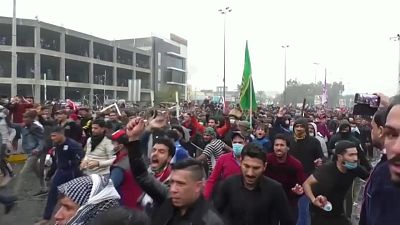 La renuncia del primer ministro no calma las protestas en Irak