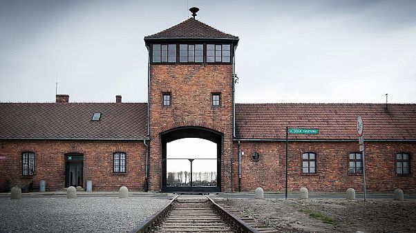Auschwitz-Birkenau toplama kampı Auschwitz-Birkenau toplama kampı
