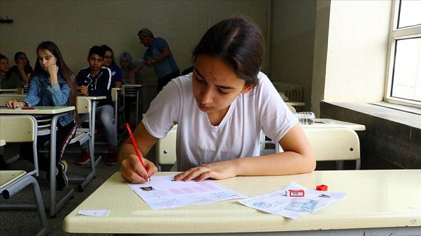 PISA sonuçları: Türkiye'deki '15 yaş grubu öğrencileri' OECD ortalamasının gerisinde kaldı PISA sonuçları: Türkiye'deki '15 yaş grubu öğrencileri' OECD ortalamasının gerisinde kaldı
