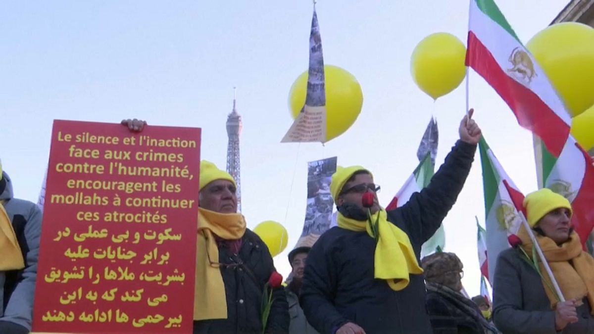 Watch: Iranians in France demonstrate against Tehran protest crackdown