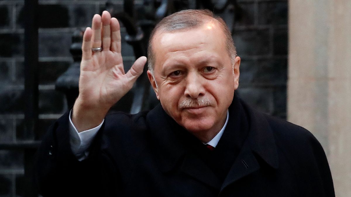 Recep Tayyip Erdoğan, à chegada a Downing Street, em Londres