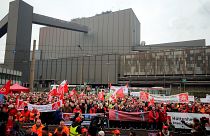 Thyssenkrupp: 6000 Stahlarbeiter demonstrieren für Erhalt ihrer Jobs