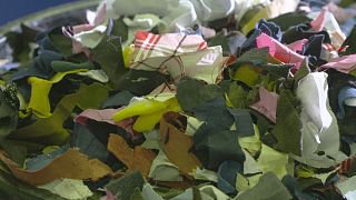 ¿Cómo reciclar los 8 millones de toneladas de residuos textiles que se producen cada año en la UE?