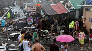 Filipinler'de etkili olan Kammuri Tayfunu nedeniyle ölenlerin sayısı 17'ye yükseldi
