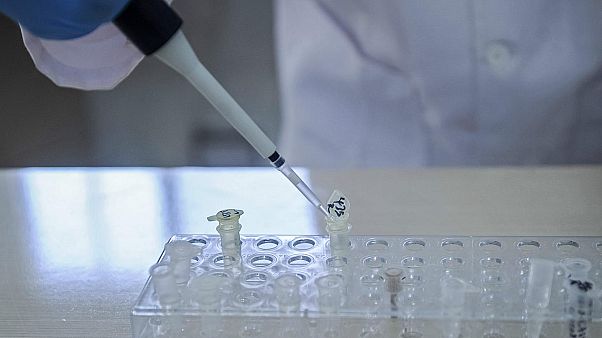 ABD'li bilim insanlarından bebeklerin geniyle oynayan Çinli biyofizikçiye tepki; başarısız ve yalan ABD'li bilim insanlarından bebeklerin geniyle oynayan Çinli biyofizikçiye tepki; başarısız ve yalan